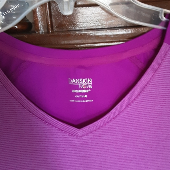 Danskin Now, Fuschia workout top, dri-more, Sz L/G - Picture 4 of 7